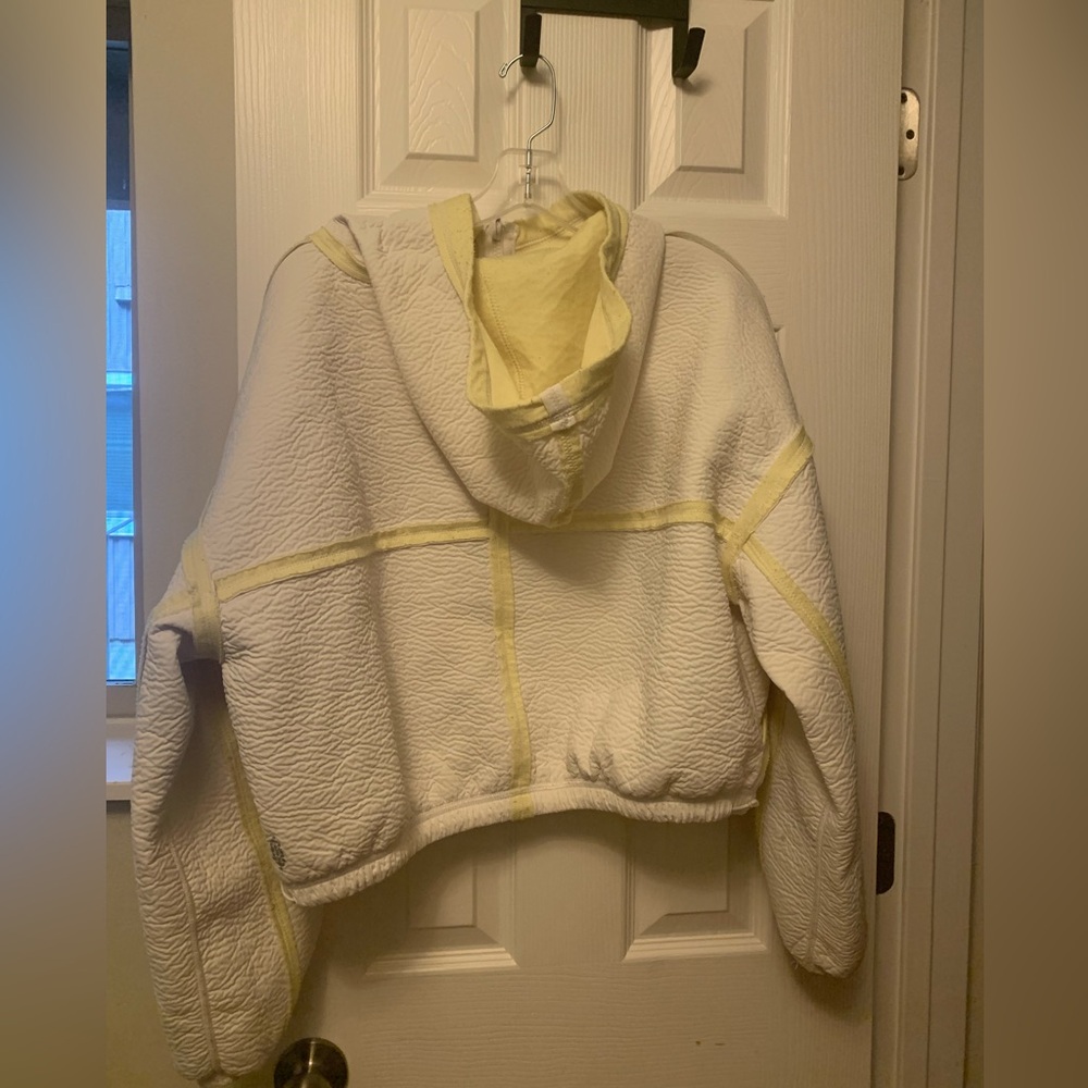 Jacket - Picture 3 of 4